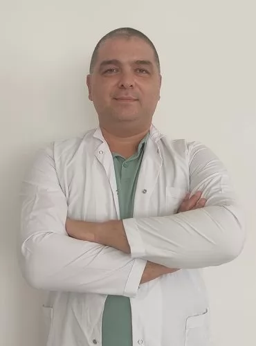AyhanDönmez*İngilizce Öğretmeni<br>Uluslararası Kıbrıs Üniversitesi