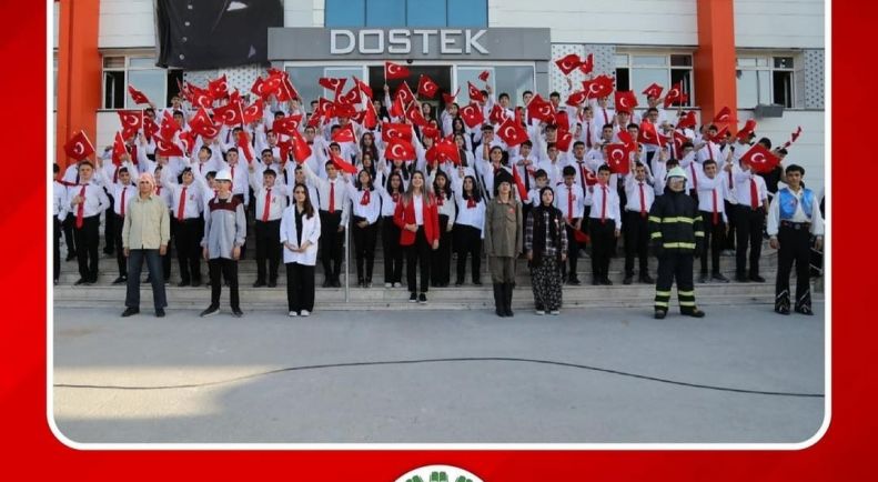 29 Ekim Cumhuriyet Bayramı'mızın 100. Yılını Okulda Törenle Kutladık